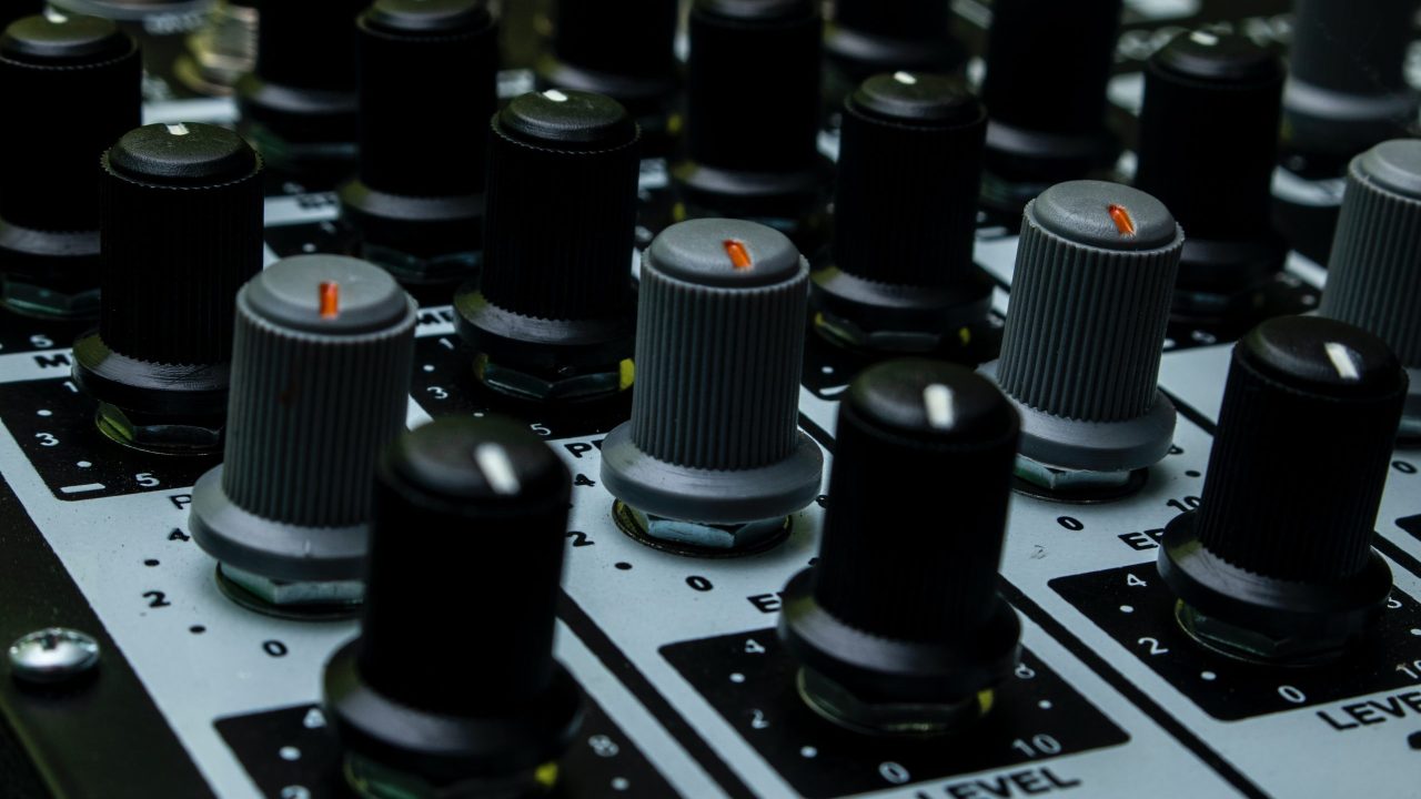 spencer-arquimedes-Zk68oUJ0dnM-unsplash